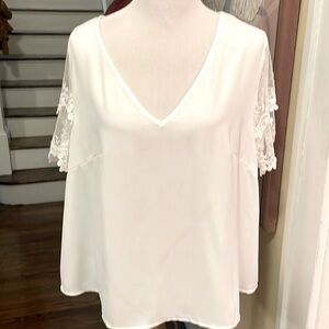 SHEIN Curve White Top